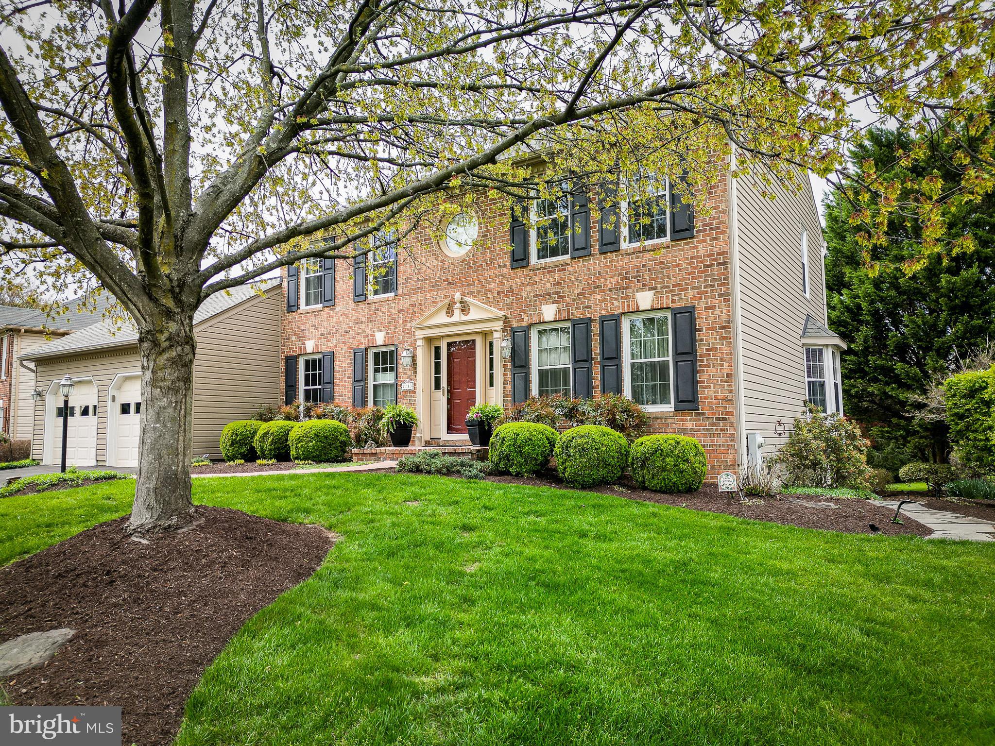 7713 SANDSTONE COURT