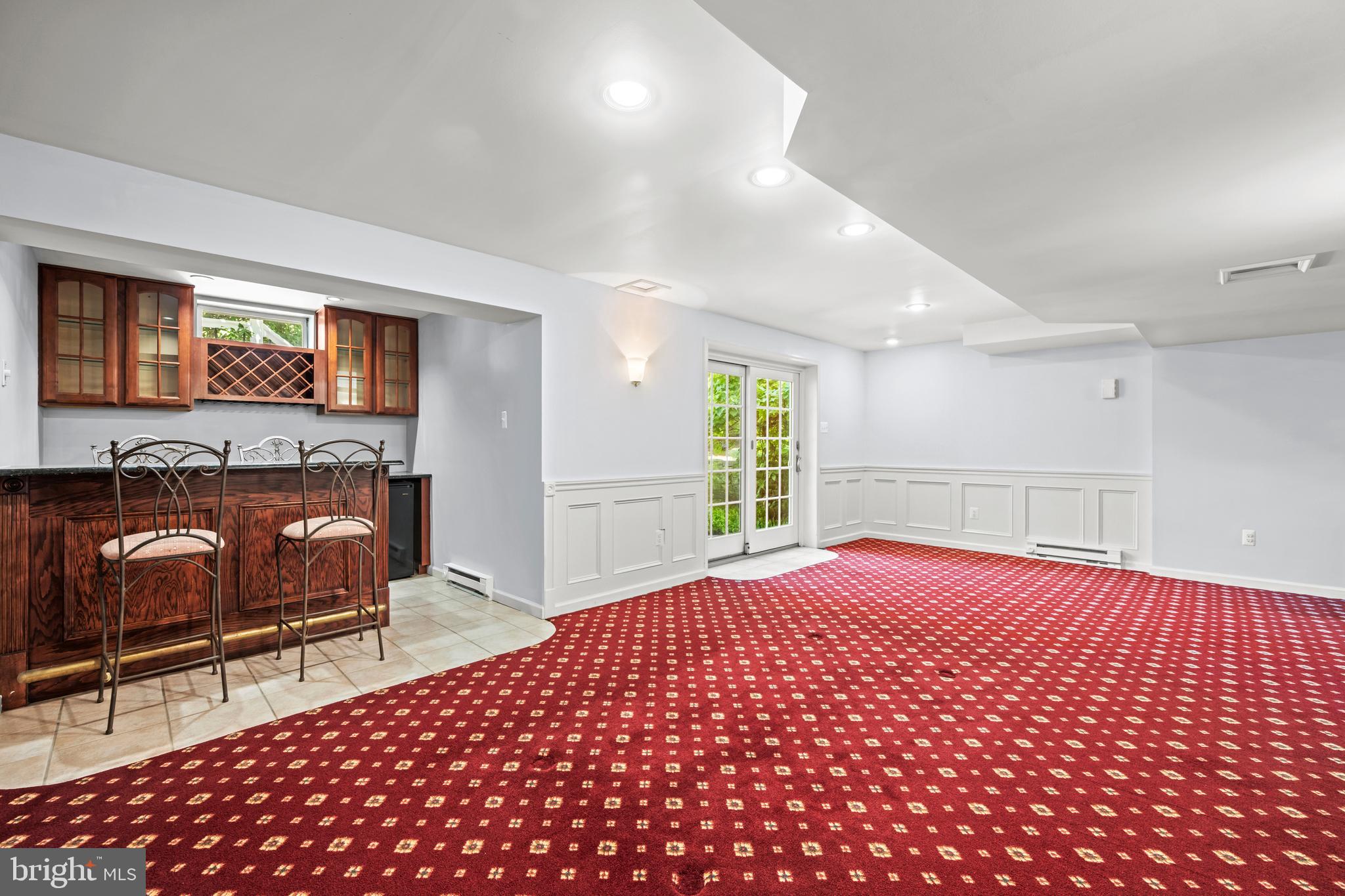 7713 SANDSTONE COURT