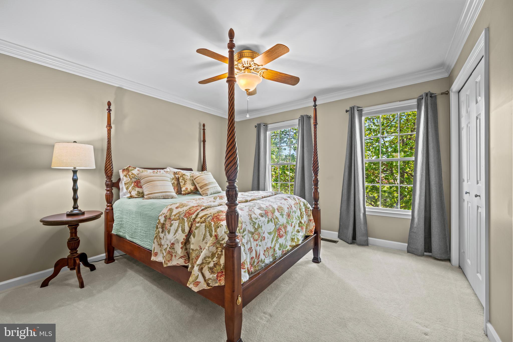 7713 SANDSTONE COURT