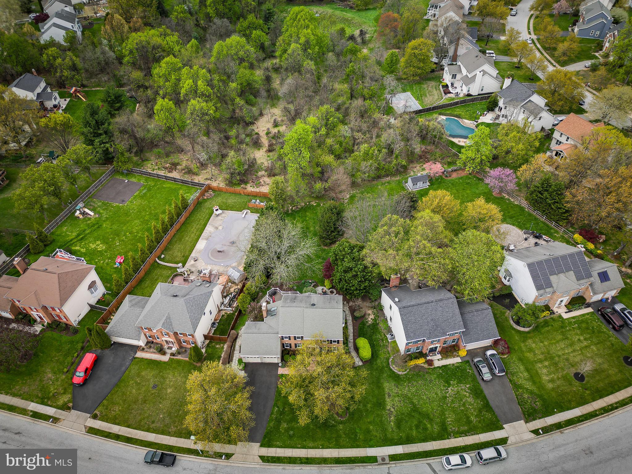 7713 SANDSTONE COURT