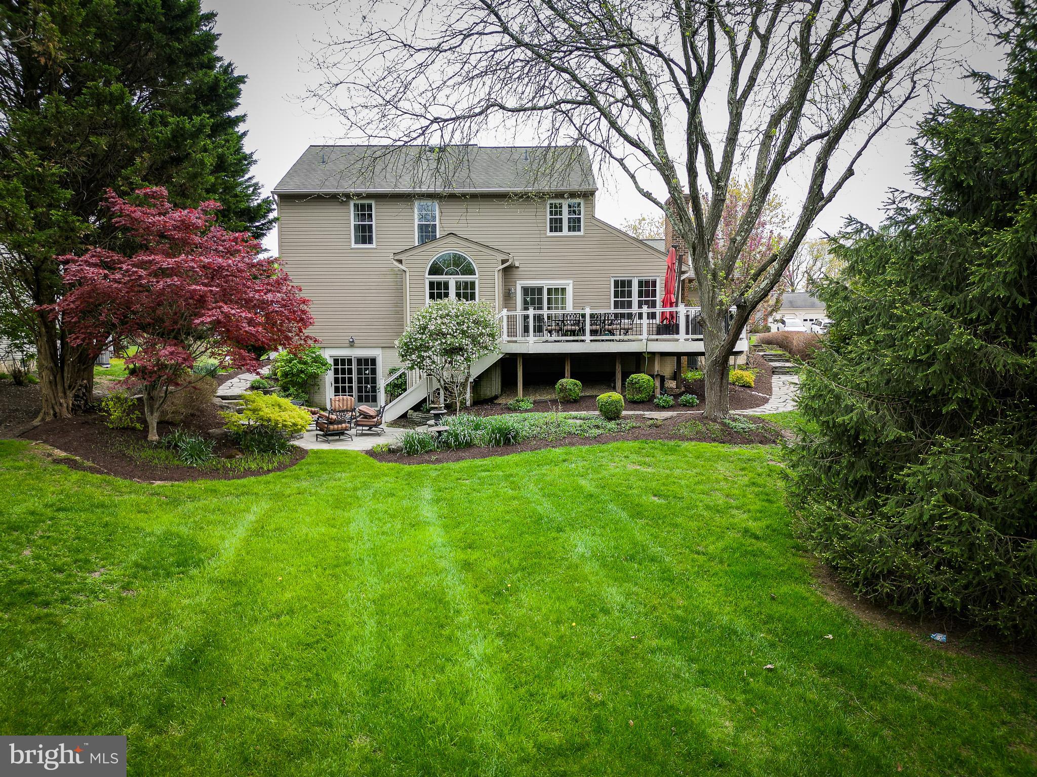 7713 SANDSTONE COURT