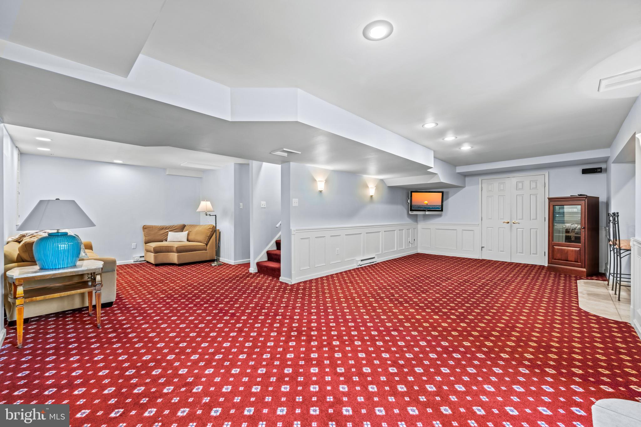 7713 SANDSTONE COURT