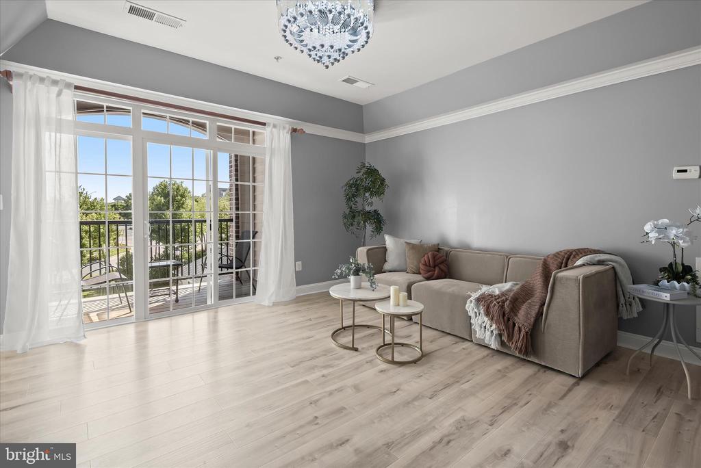 5920 GREAT STAR DRIVE Unit: 301