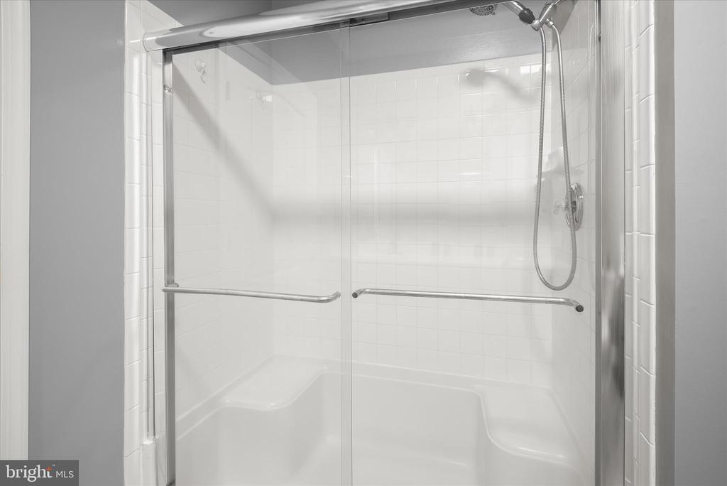 5920 GREAT STAR DRIVE Unit: 301