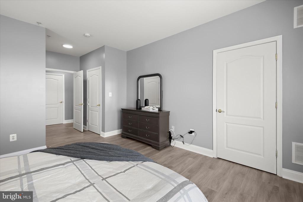 5920 GREAT STAR DRIVE Unit: 301