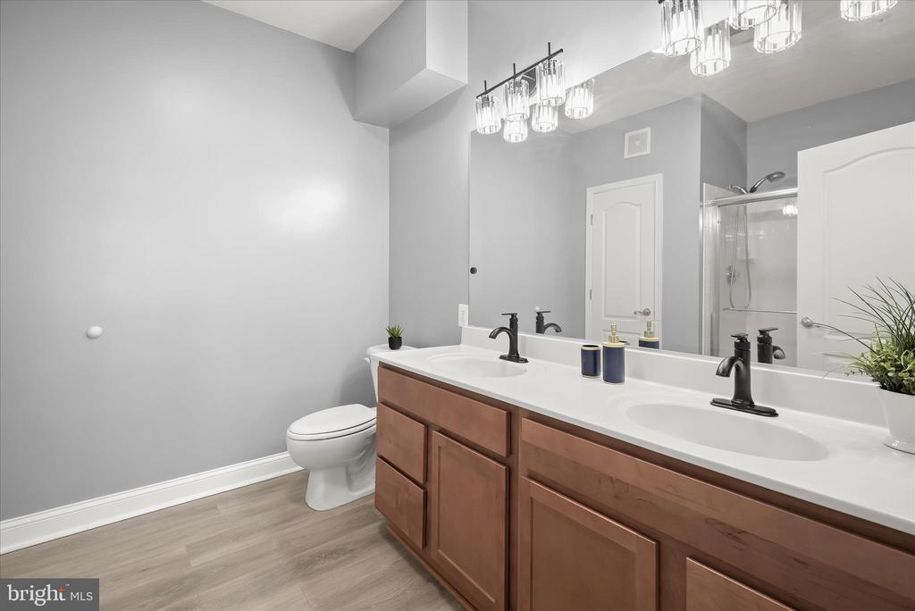 5920 GREAT STAR DRIVE Unit: 301