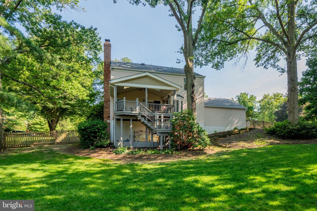 3672 MEADOWVALE ROAD