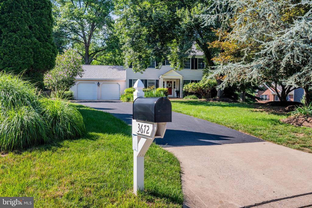 3672 MEADOWVALE ROAD
