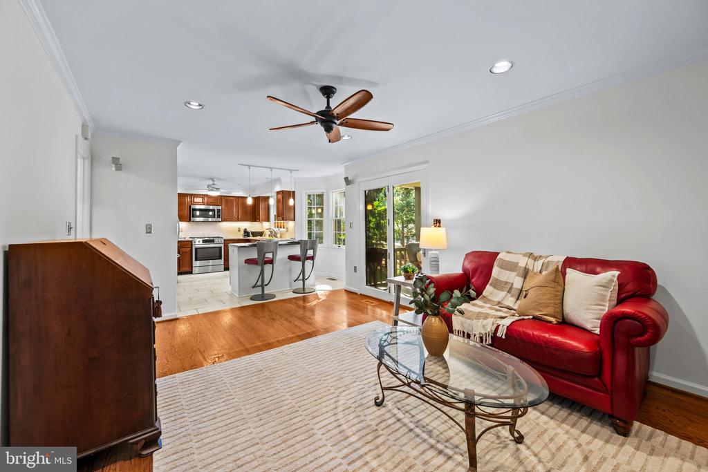 3672 MEADOWVALE ROAD