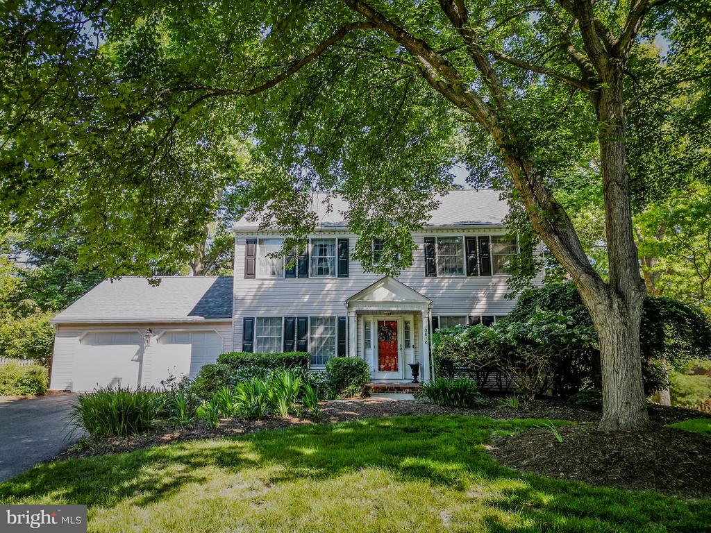 3672 MEADOWVALE ROAD