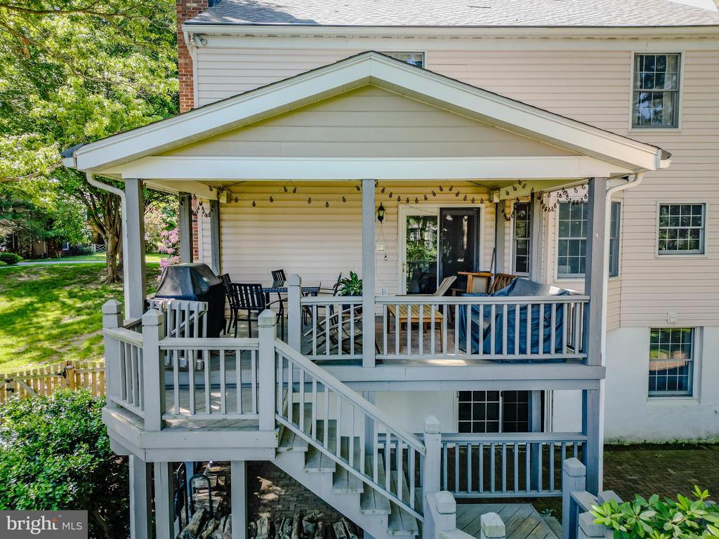 3672 MEADOWVALE ROAD