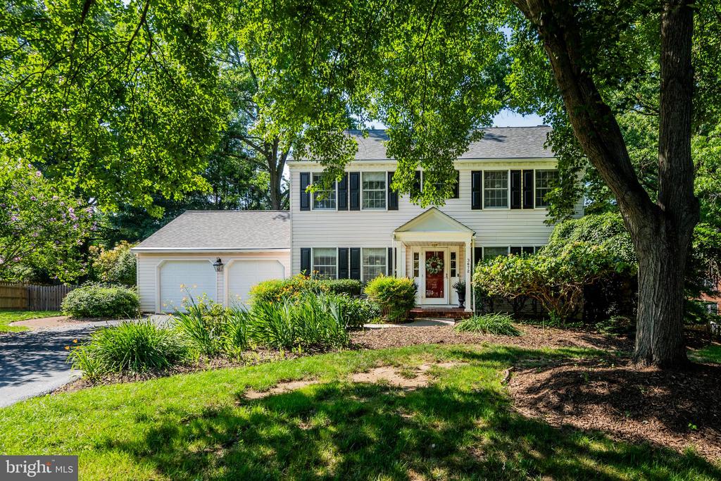 3672 MEADOWVALE ROAD