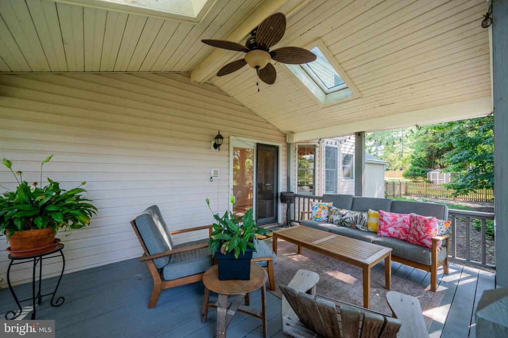 3672 MEADOWVALE ROAD
