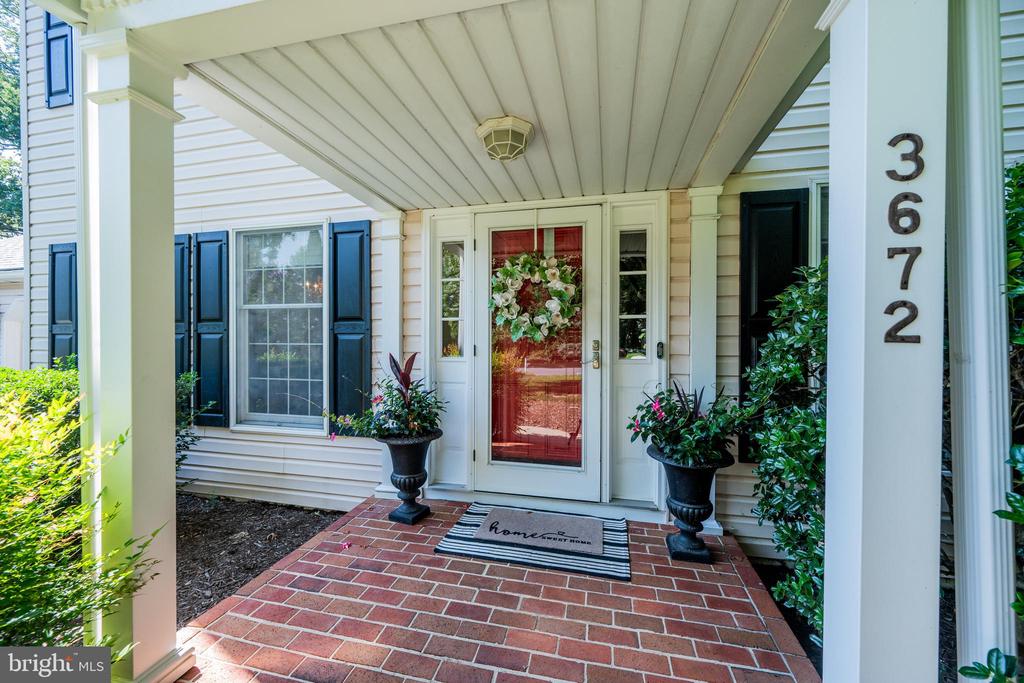 3672 MEADOWVALE ROAD