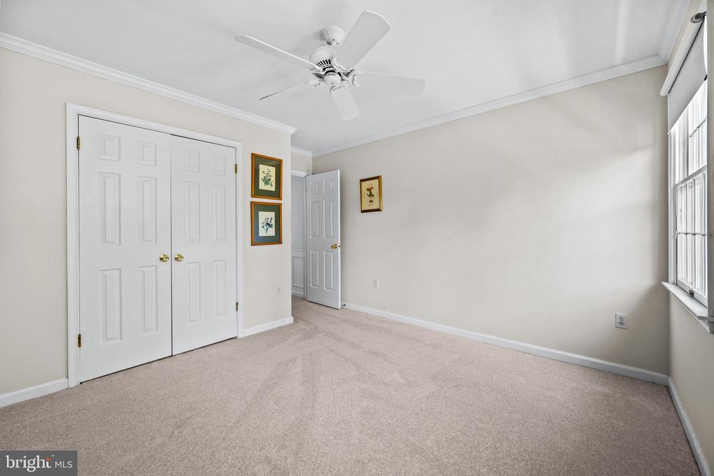 3672 MEADOWVALE ROAD