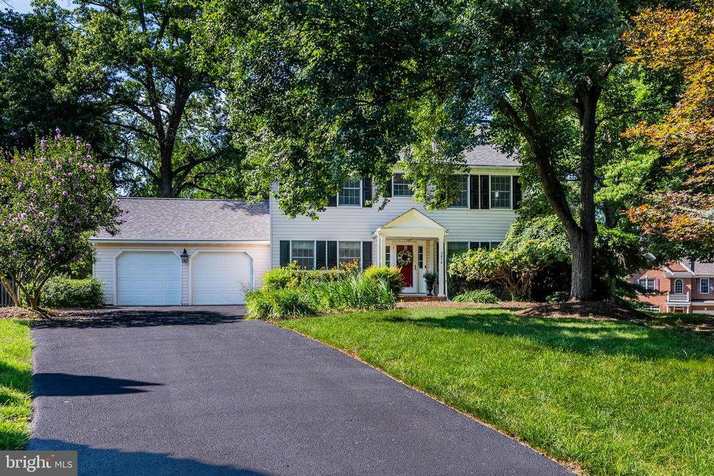 3672 MEADOWVALE ROAD