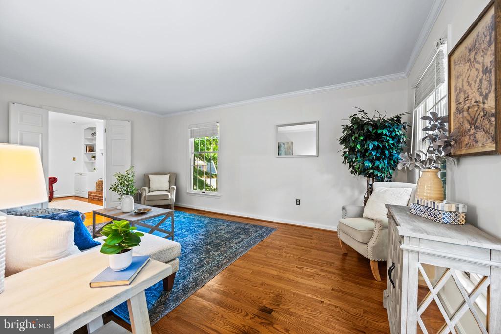 3672 MEADOWVALE ROAD