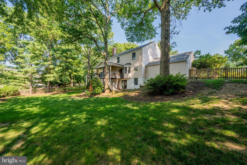 3672 MEADOWVALE ROAD