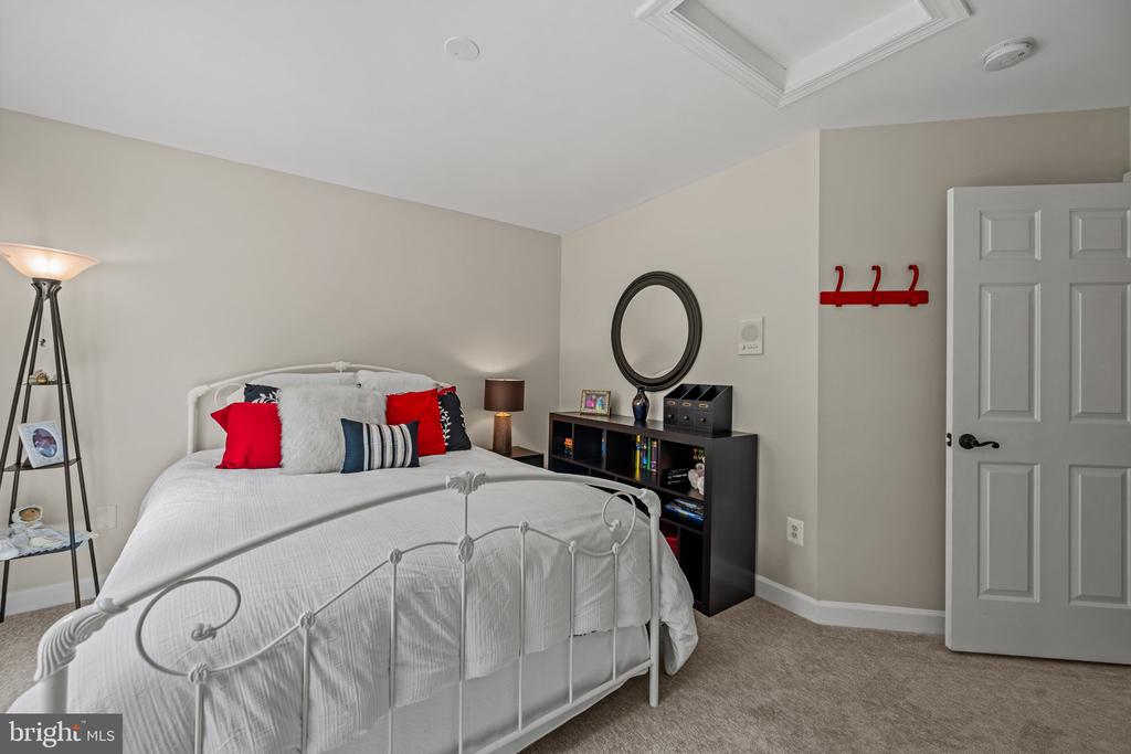 8417 ROBERTS ROAD