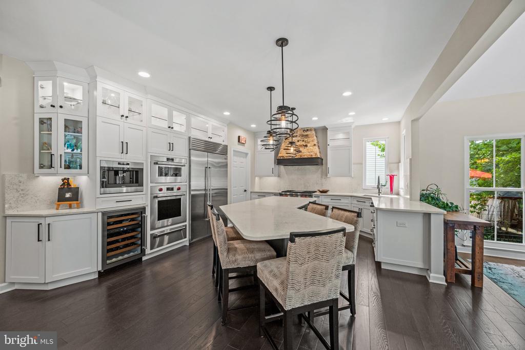 8417 ROBERTS ROAD