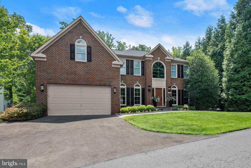 8417 ROBERTS ROAD