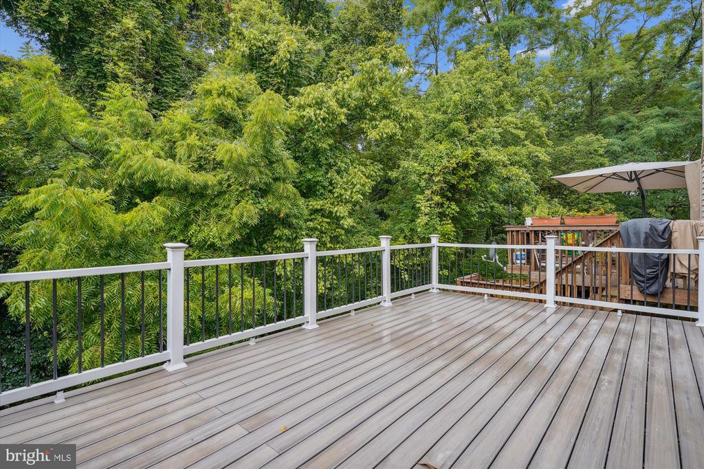 8648 WATERSHED CT