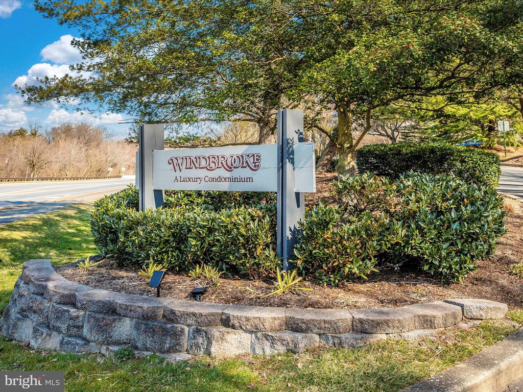 66 Windbrooke Cir #66