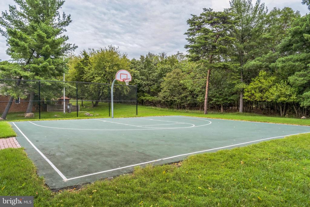 13 Timber Rock Rd