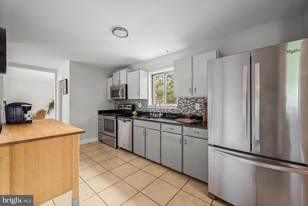 12317 Dancrest Dr