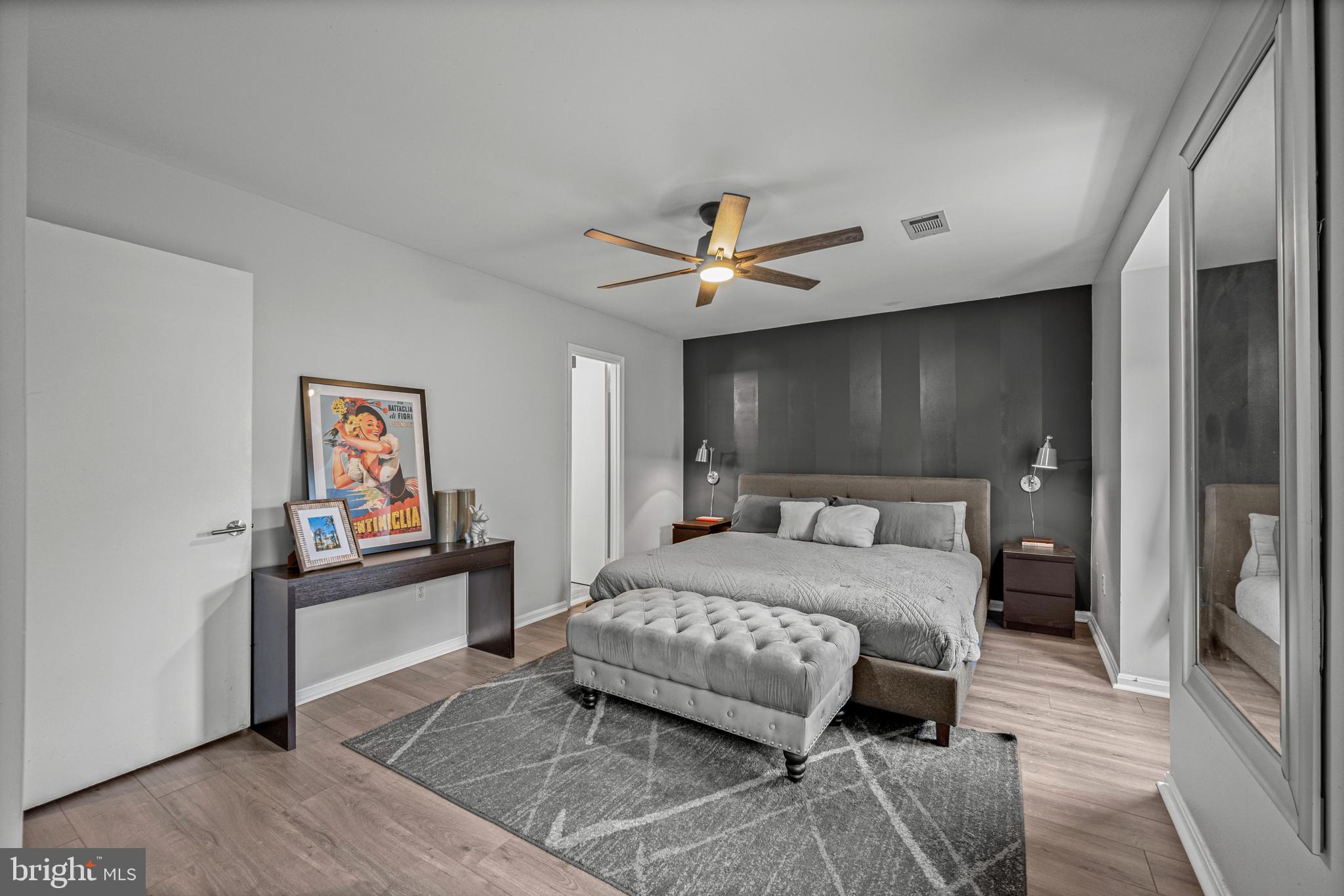 12317 Dancrest Dr