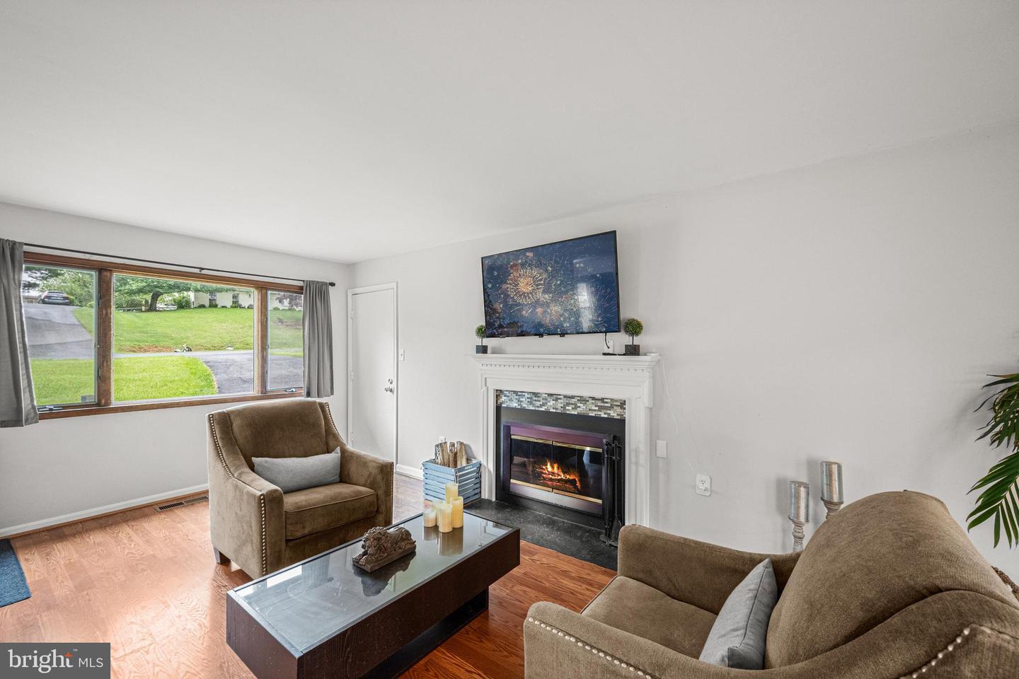 12317 Dancrest Dr