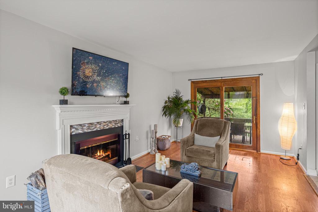 12317 Dancrest Dr