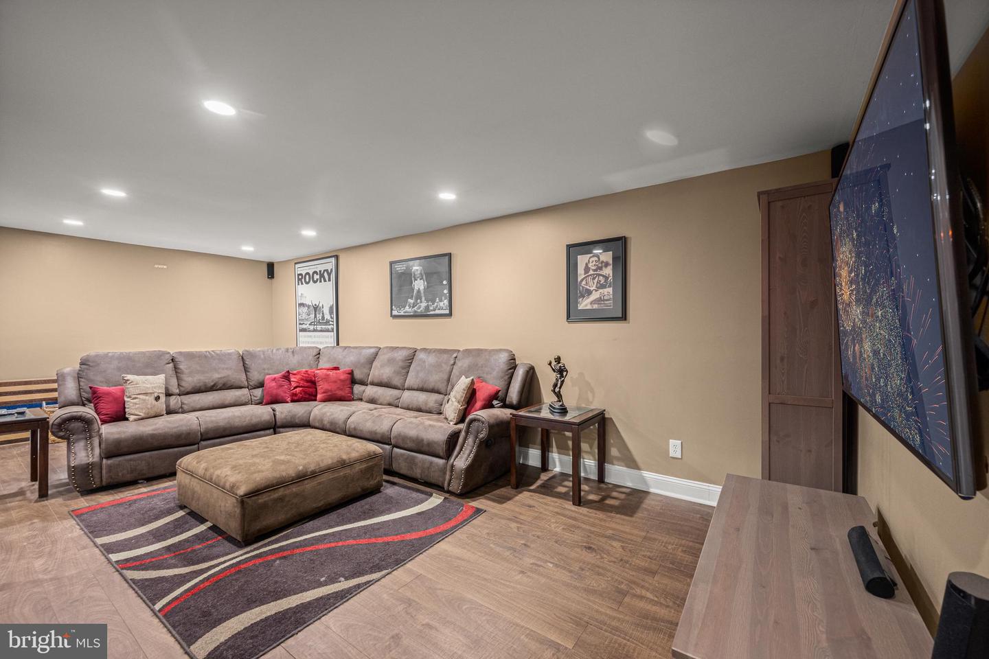 12317 Dancrest Dr