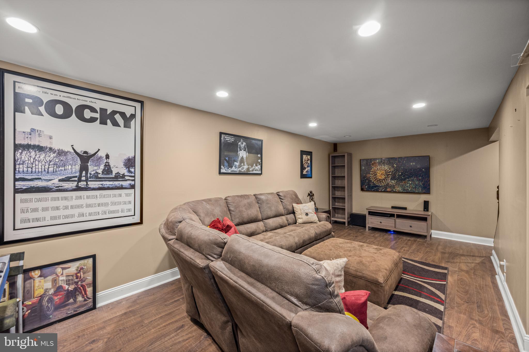 12317 Dancrest Dr