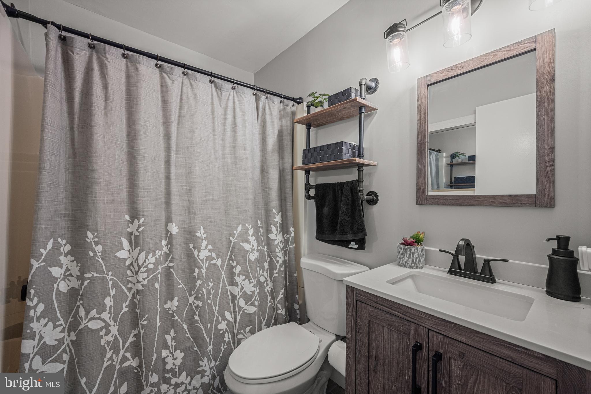 12317 Dancrest Dr