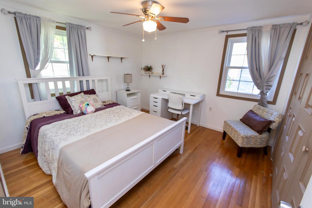 13909 BROOMALL LANE