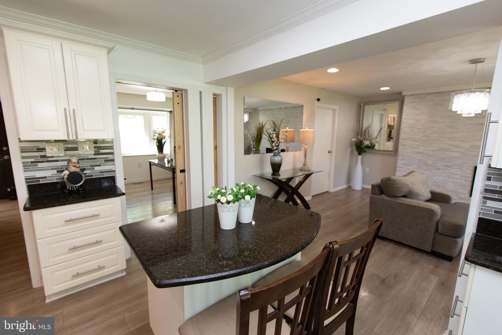 13909 BROOMALL LANE