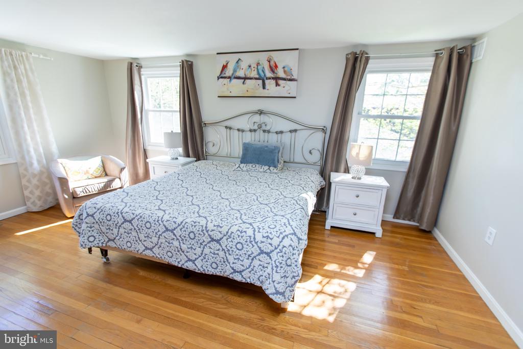13909 BROOMALL LANE