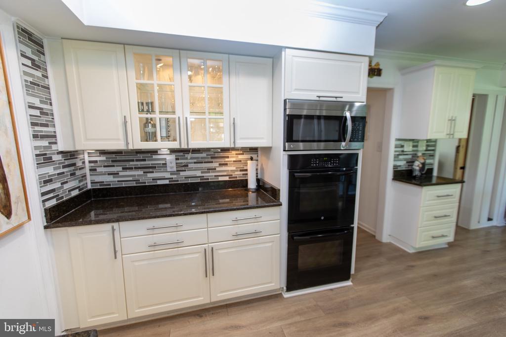 13909 BROOMALL LANE