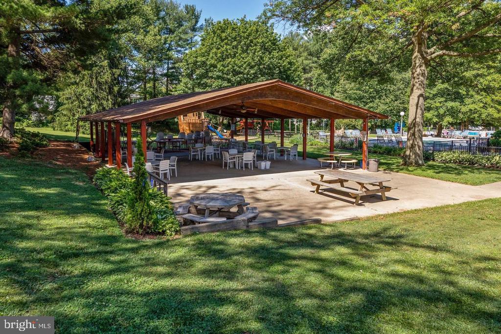 13909 BROOMALL LANE