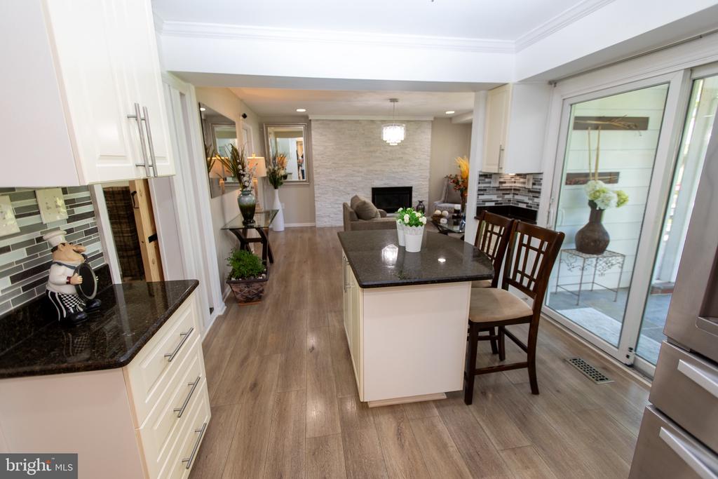 13909 BROOMALL LANE