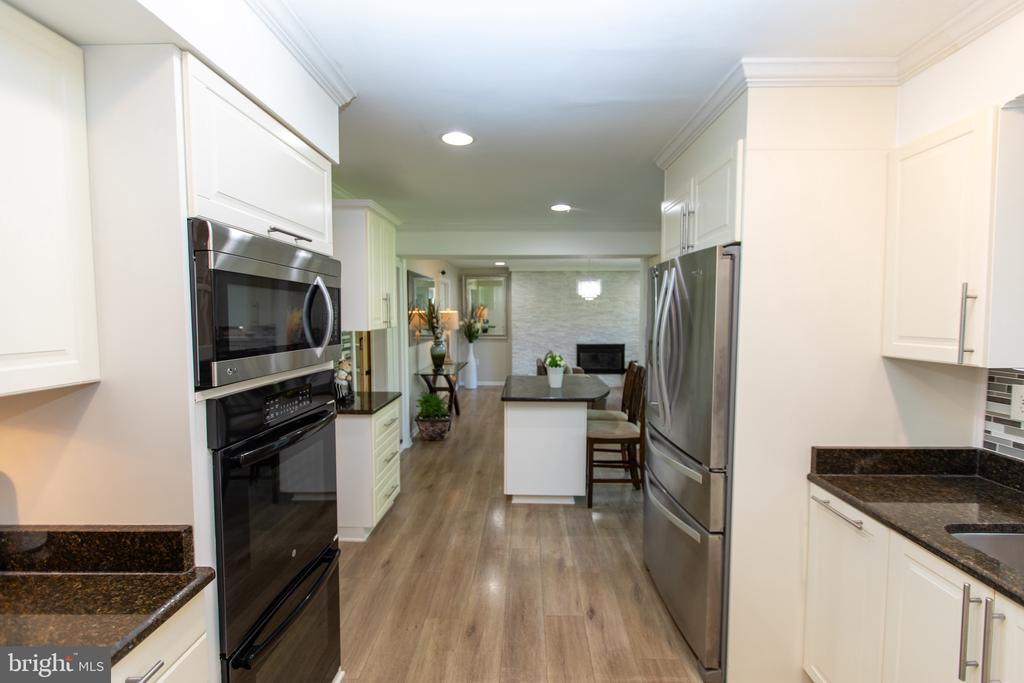 13909 BROOMALL LANE