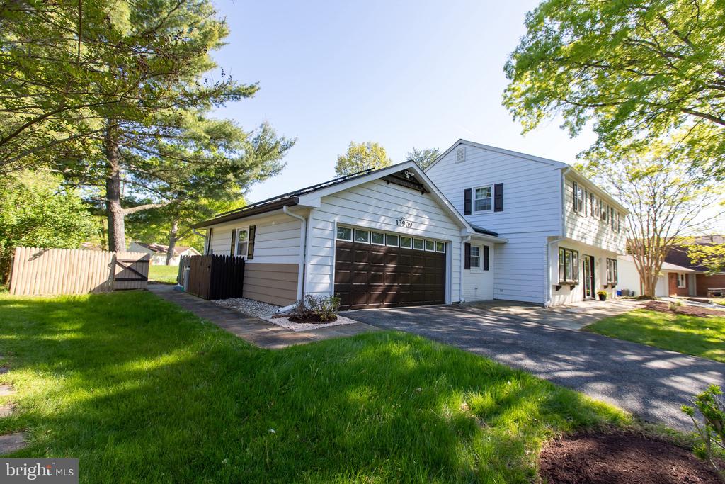 13909 BROOMALL LANE