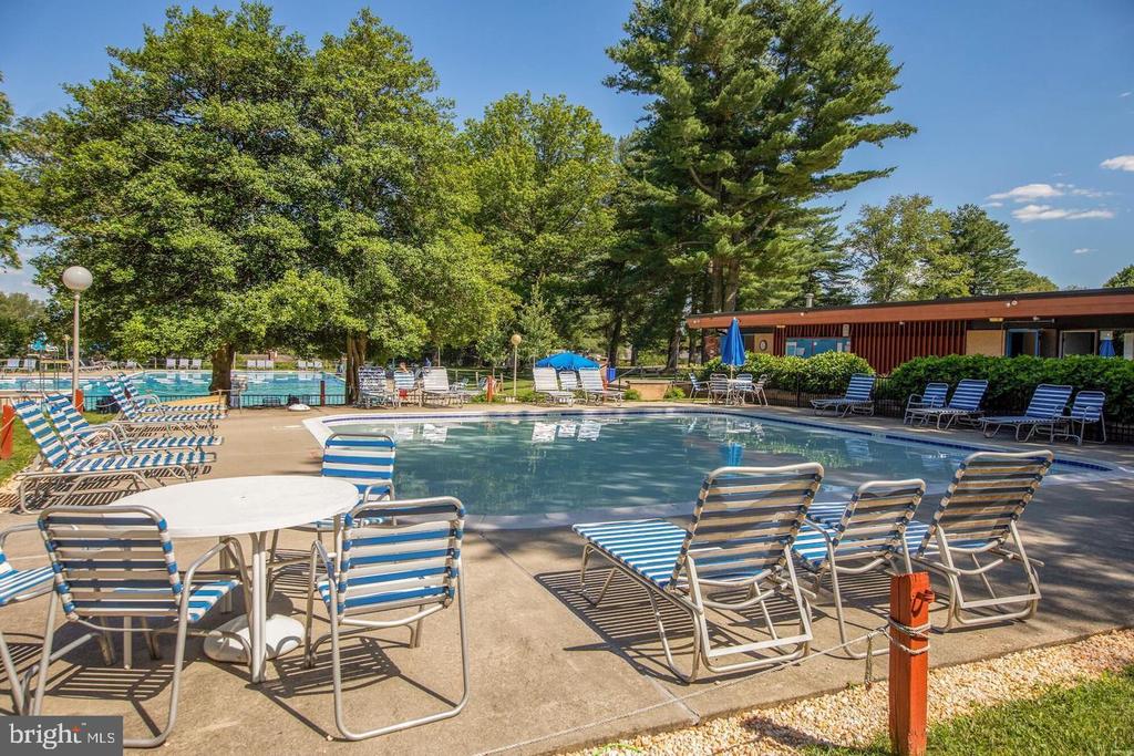 13909 BROOMALL LANE