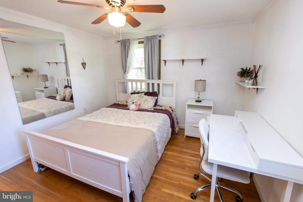 13909 BROOMALL LANE