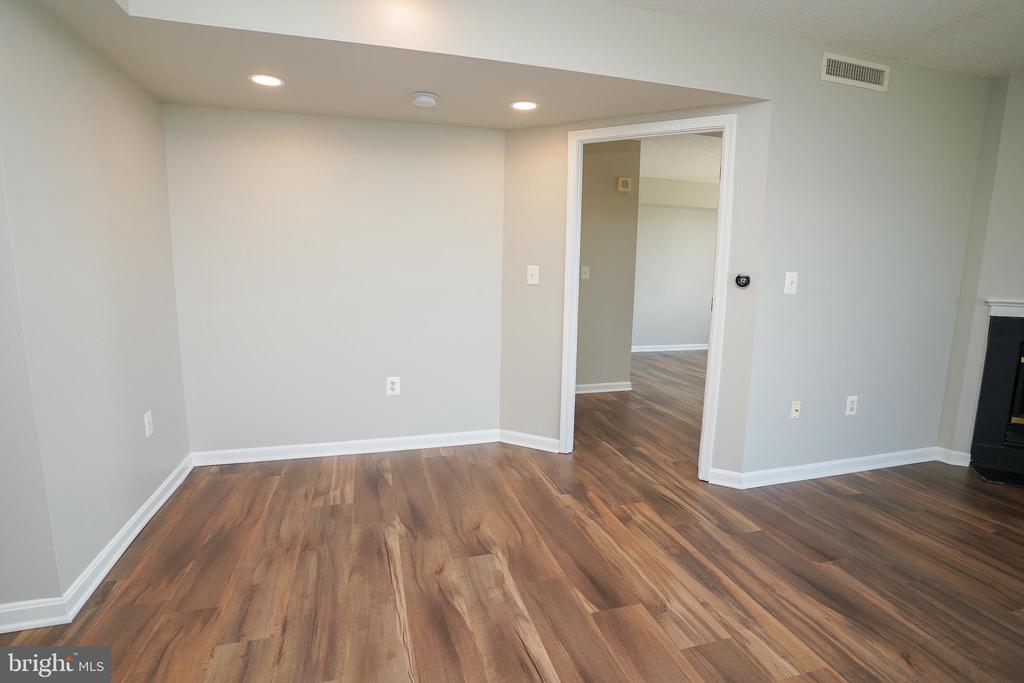 11710 OLD GEORGETOWN 617