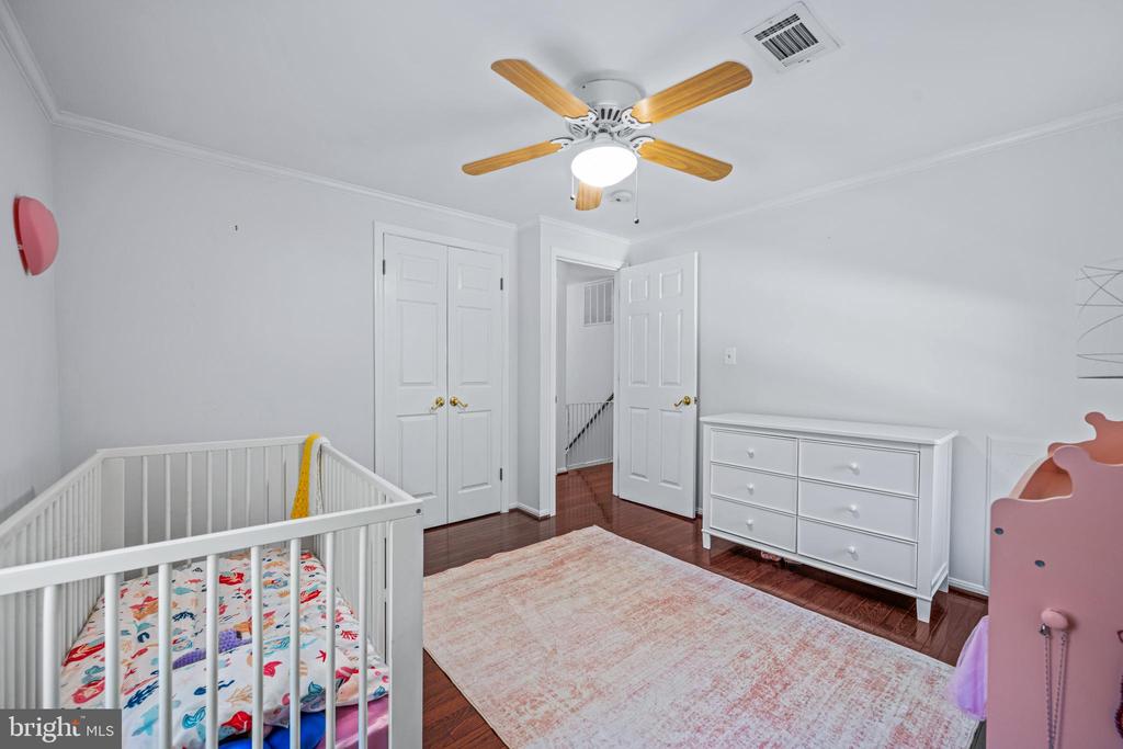 6 STARLIGHT COURT