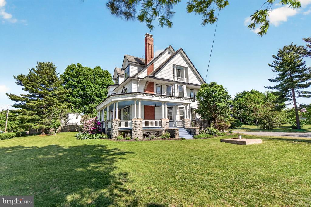 18040 BARNESVILLE ROAD
