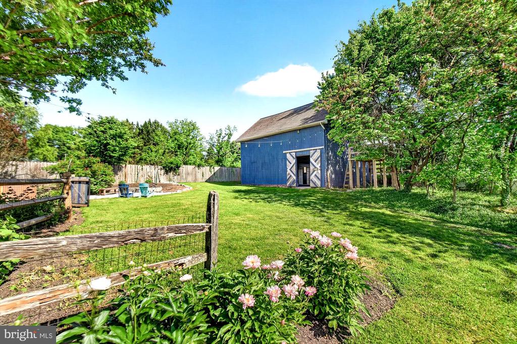 18040 BARNESVILLE ROAD