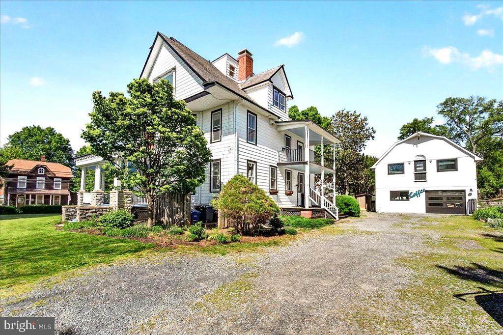 18040 BARNESVILLE ROAD